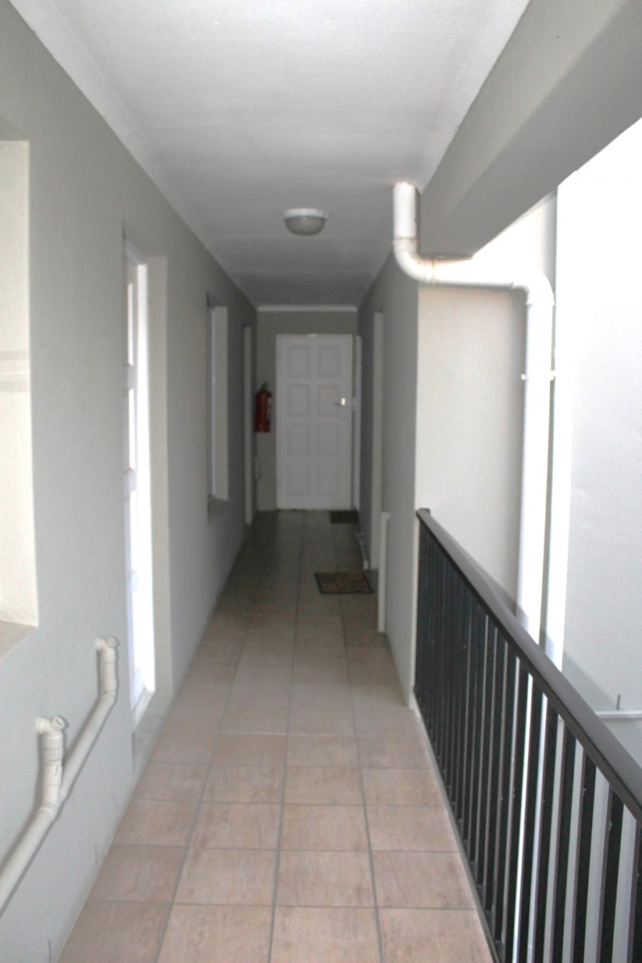 1 Bedroom Property for Sale in Gordons Bay Central Western Cape